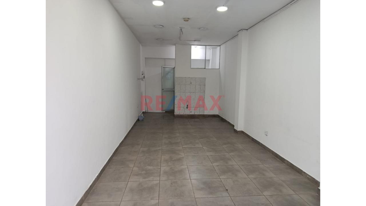 Local Comercial En Alquiler 1Er Piso - 6