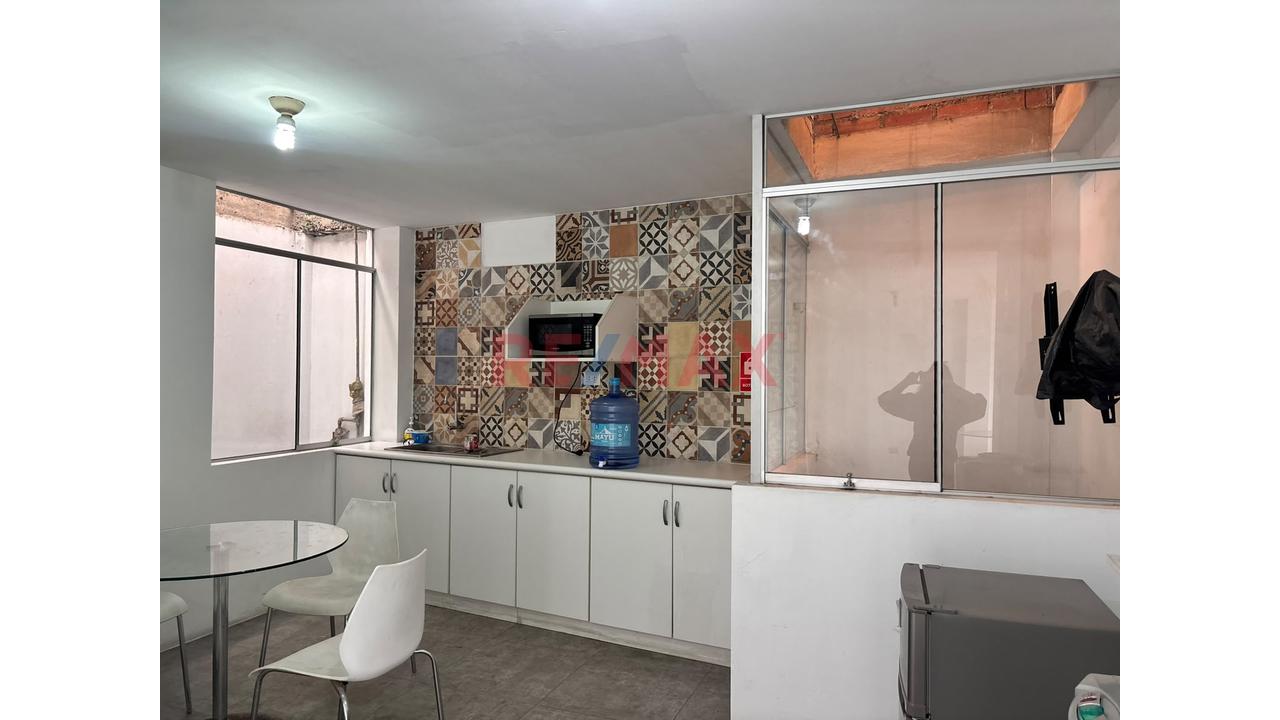 Casa En Venta Frente A Parque En Comas | 215 M² De Terreno Y 510 M² Construidos — foto 13