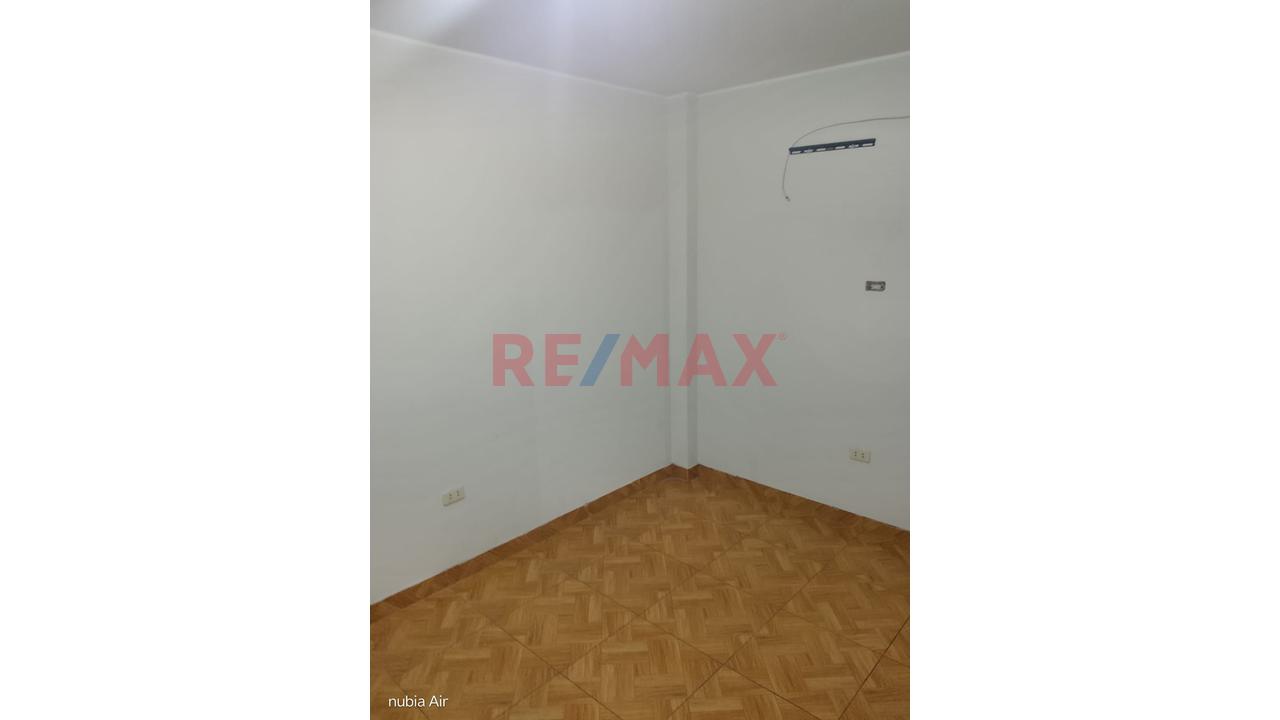 Alquiler De Departamento En Segundo Piso Urb. San Juan Masias Callao-Limite Con San Martin — foto 7
