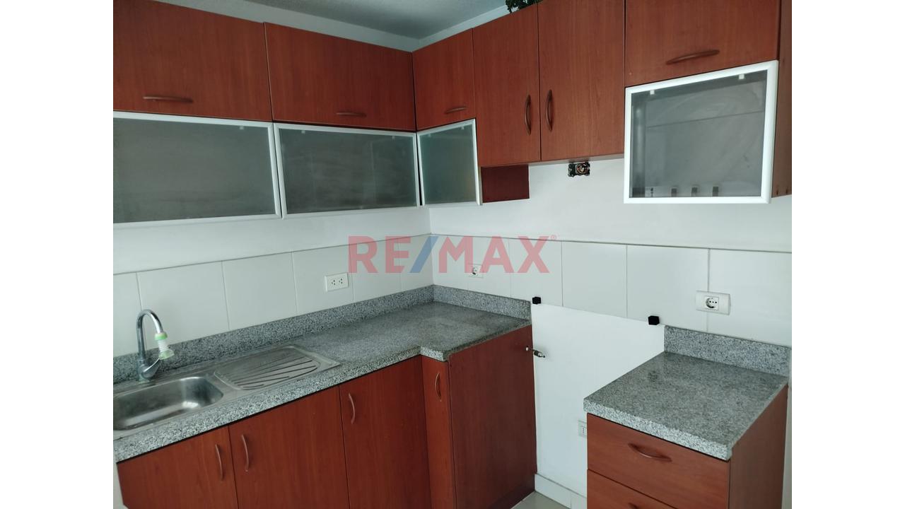 Se Vende Dpto En Pueblo Libre 9No Piso — foto 7