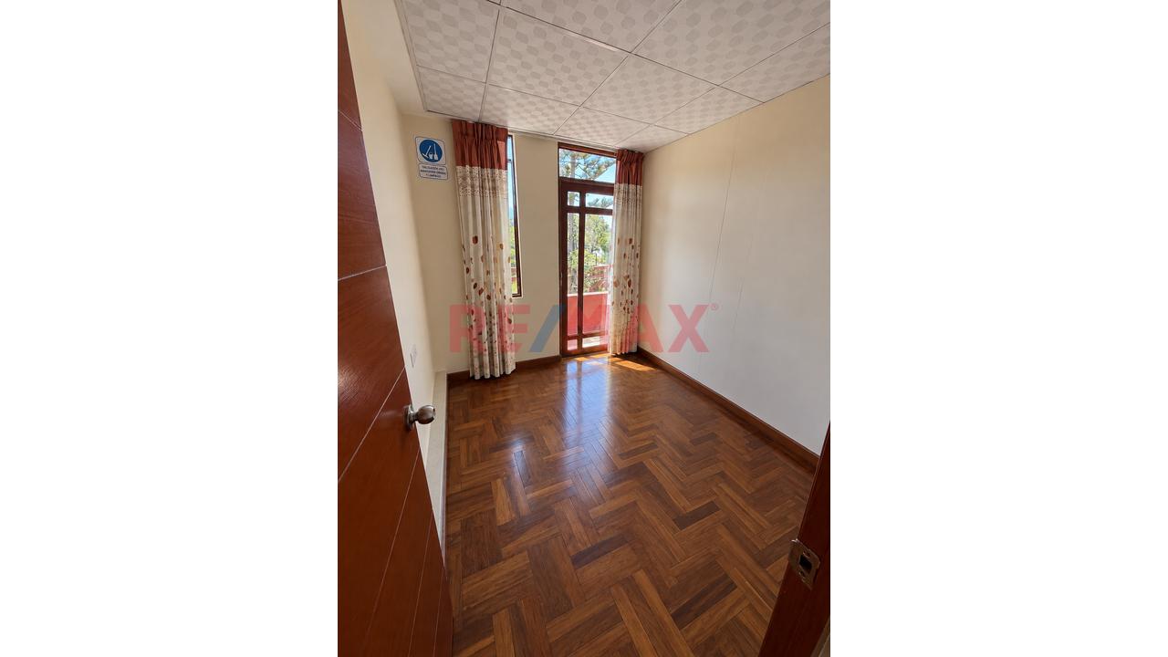 Se Vende Casa Av. Arancota - 19