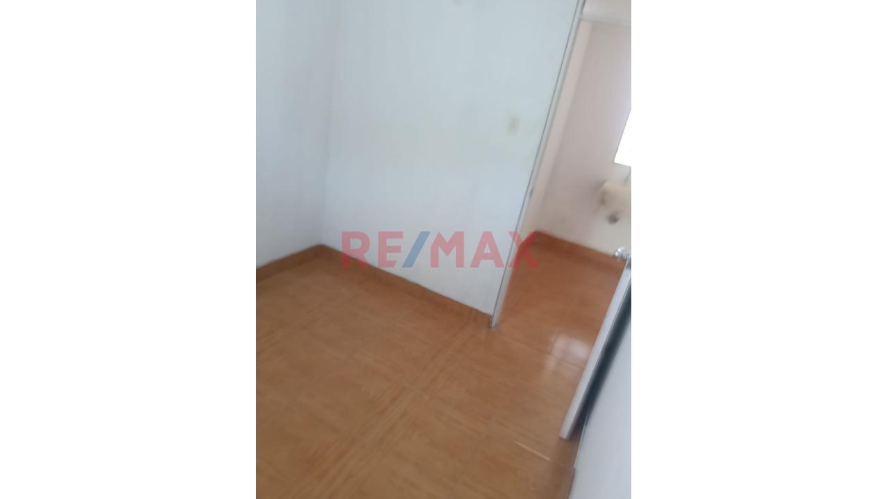 Venta De Casa En Urb. El Sol De La Alameda Real Ii - Lambayeque — foto 5