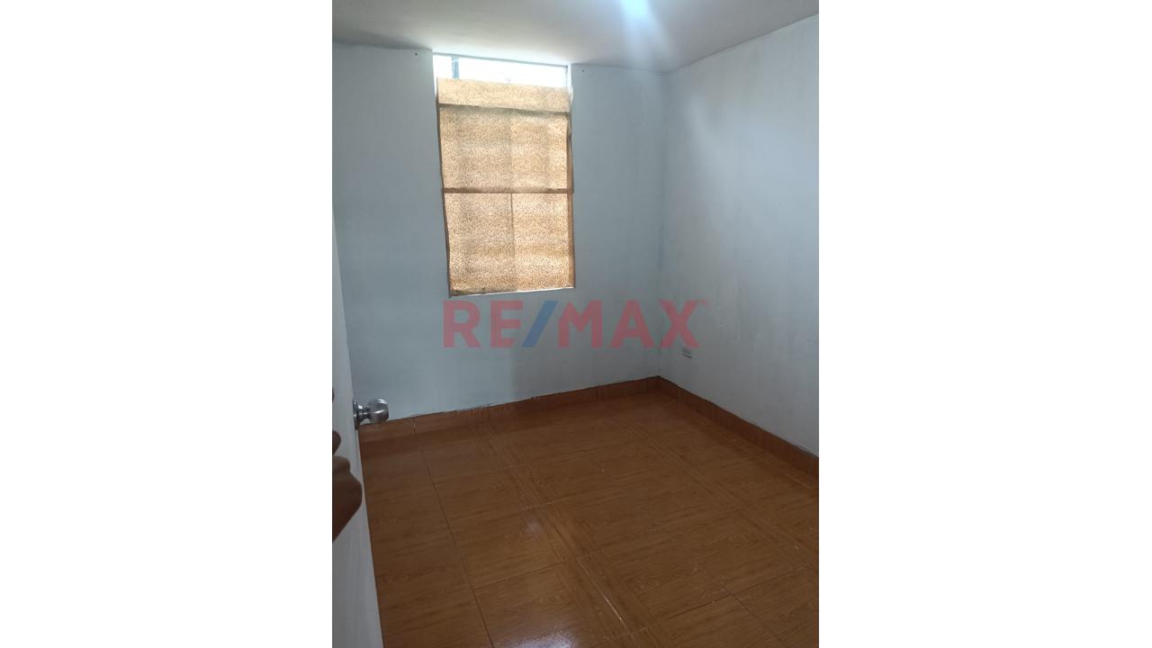 Venta De Casa En Urb. El Sol De La Alameda Real Ii - Lambayeque — foto 4