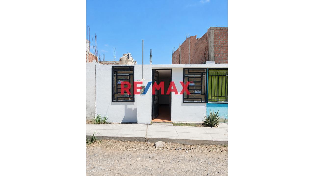 Venta De Casa En Urb. El Sol De La Alameda Real Ii - Lambayeque - 1