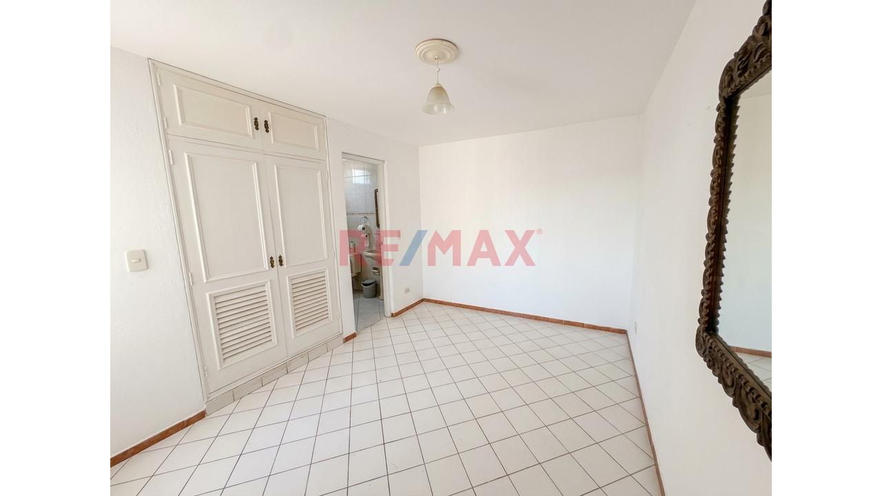 ¡Tu Próxima Casa Soñada Está En Naplo! — foto 4