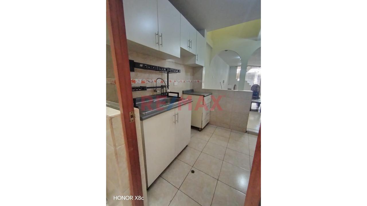 Alquilo Departamento 1Er Piso Con Cochera En Socabaya — foto 14