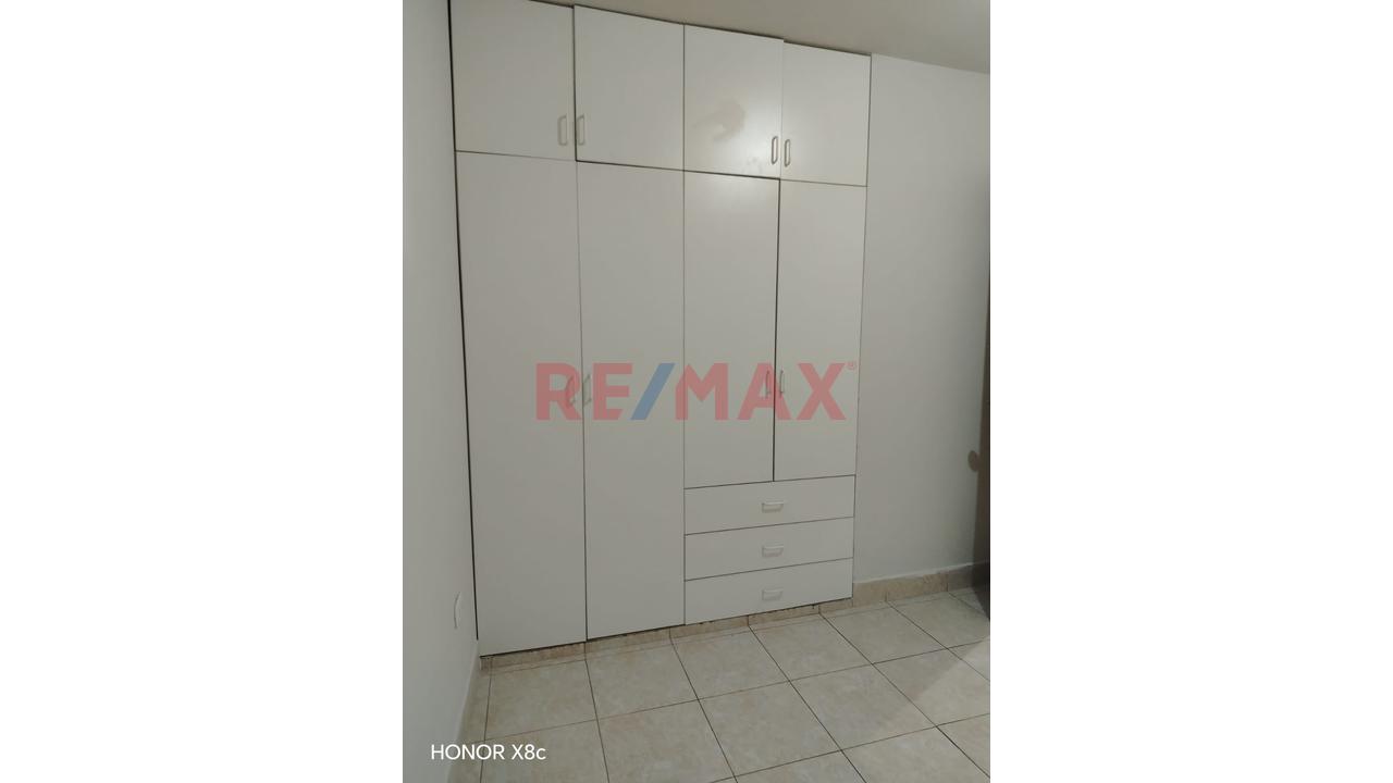 Alquilo Departamento 1Er Piso Con Cochera En Socabaya — foto 8