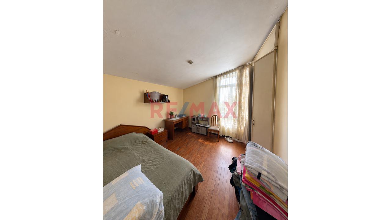 Casa Frente A Parque En Urb. El Palacio Ii – Sachaca | 200 M² — foto 7