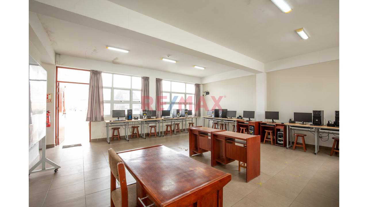 Se Vende Colegio En Puente Piedra – Excelente Oportunidad De Inversión 3854 Mts2 Total Y 1622 Mts2 Construida - 9