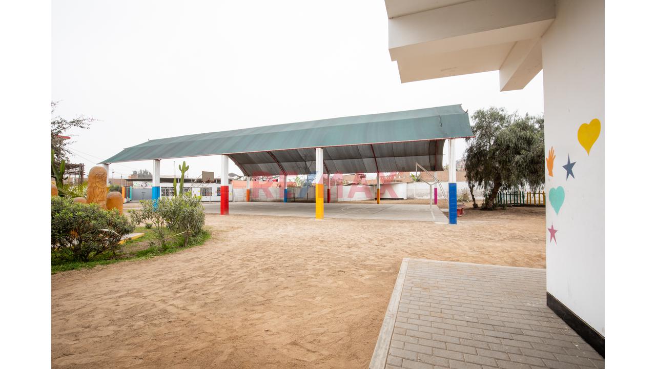 Se Vende Colegio En Puente Piedra – Excelente Oportunidad De Inversión 3854 Mts2 Total Y 1622 Mts2 Construida - 2
