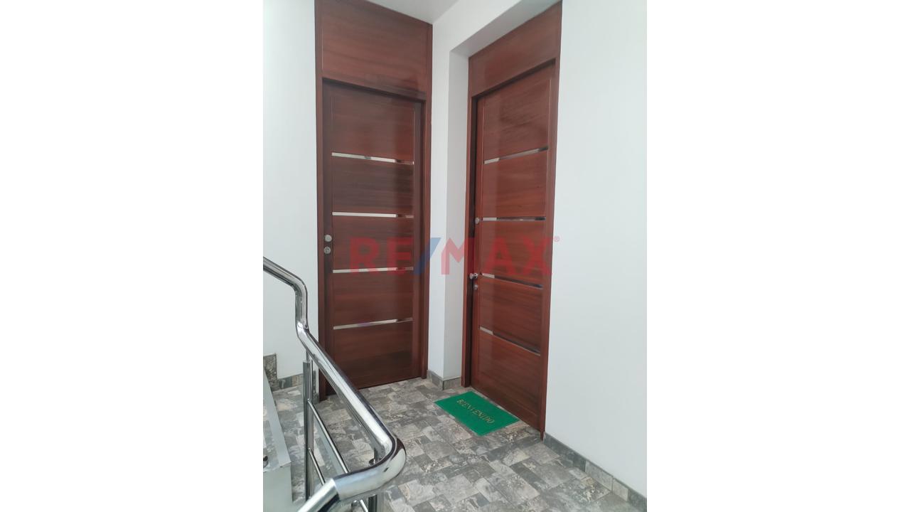 🏡🔥Ocasion Casa En Esquina!!! ¡Oportunidad Única De Inversión En Puente Piedra! - ✨ ¡Vive, Emprende Y Genera Ingresos En Una Sola Propiedad! - 21