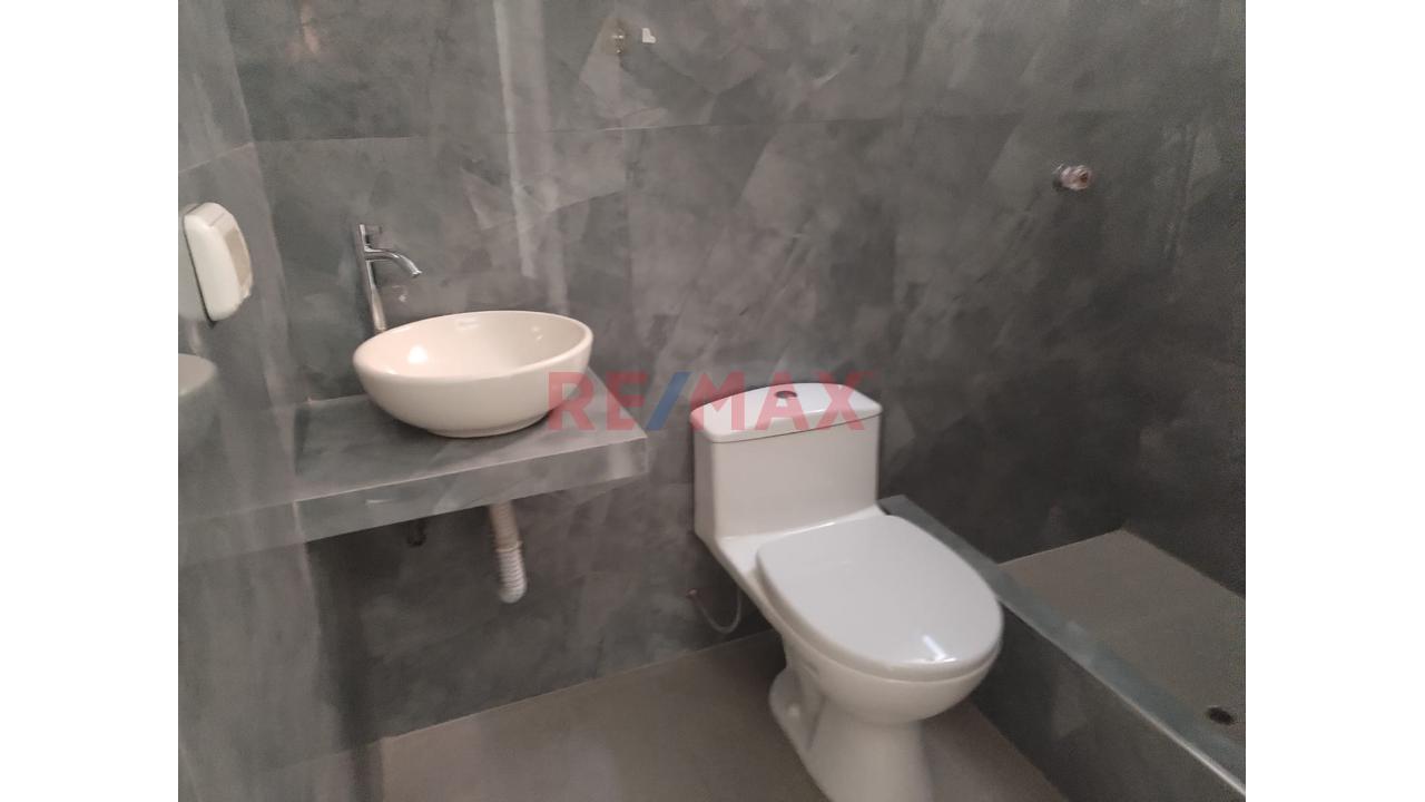 🏡🔥Ocasion Casa En Esquina!!! ¡Oportunidad Única De Inversión En Puente Piedra! - ✨ ¡Vive, Emprende Y Genera Ingresos En Una Sola Propiedad! - 16