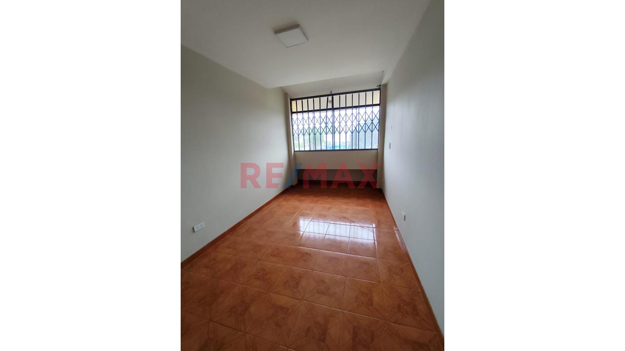 Venta De Casa De 3 Pisos En Umamarca - San Juan De Miraflores — foto 14
