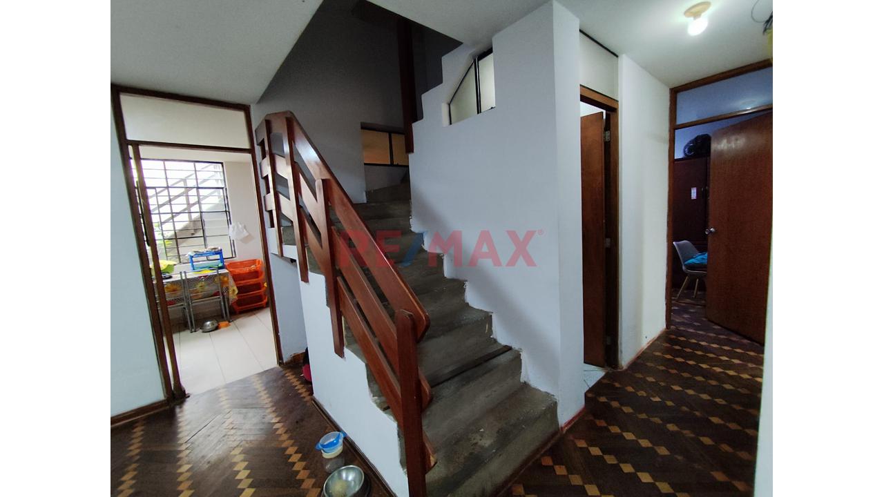 Venta De Casa De 3 Pisos En Umamarca - San Juan De Miraflores — foto 12