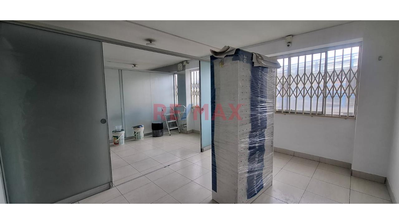 Oficina Comercial De 60 M² En Venta - 2