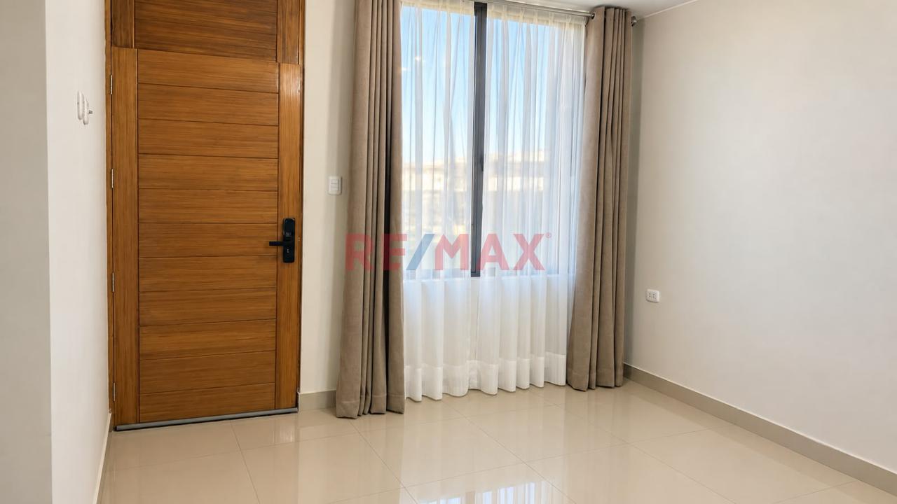 Alquiler De Casa En Urb.Parque De Huacachina Iv Etapa — foto 2