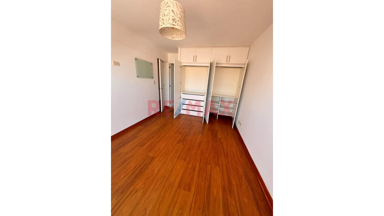 Venta De Dúplex De 3 Dorm. Con Terraza Y Cochera En Jesús María - 19