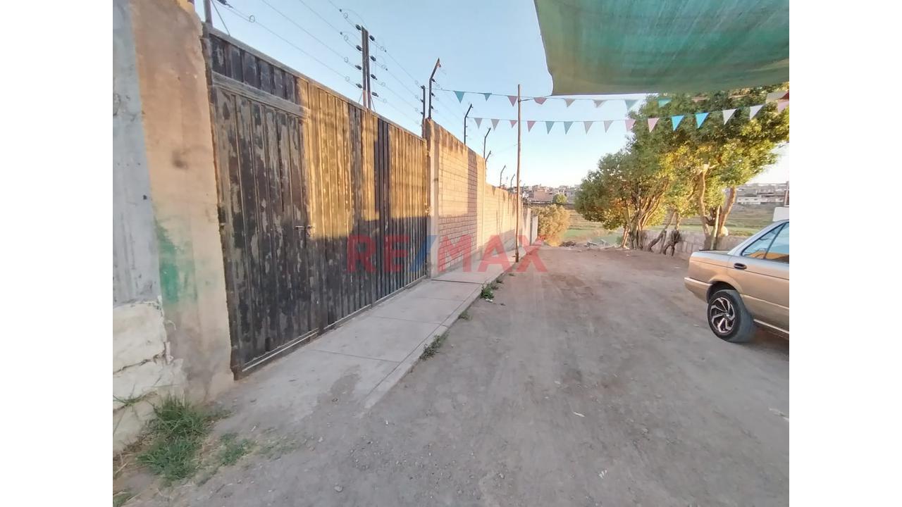 Terreno En Venta Con Doble Fachada — José Luis Bustamante Y Rivero - 9