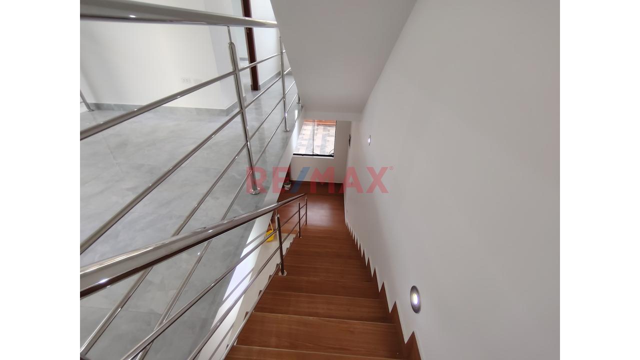 Vendo Casa De Estreno En Boulevard Park Plaza Castilla — foto 6