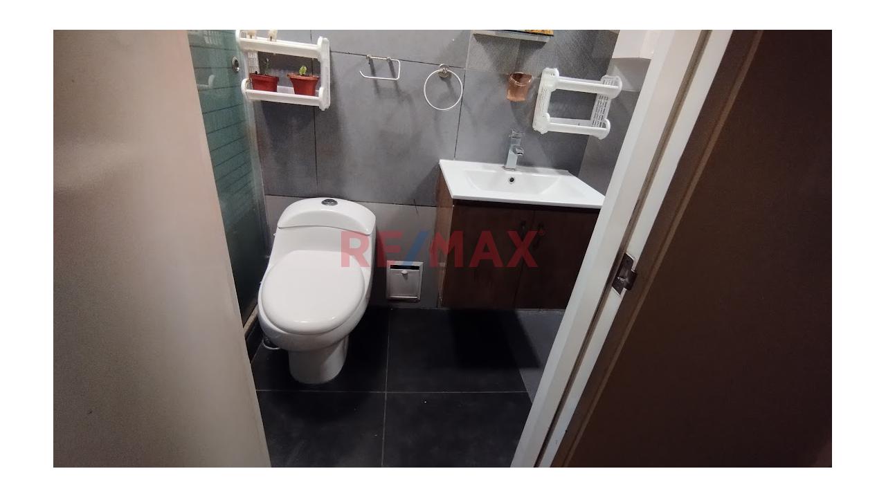 Venta De Departemanto Flat Av Venezuela - Cerdado De Lima - 9