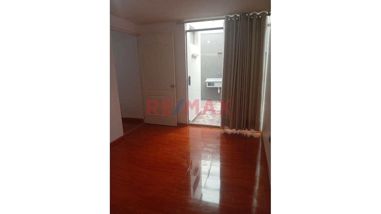 Venta De Deparatamento Flat En Cayma — foto 11
