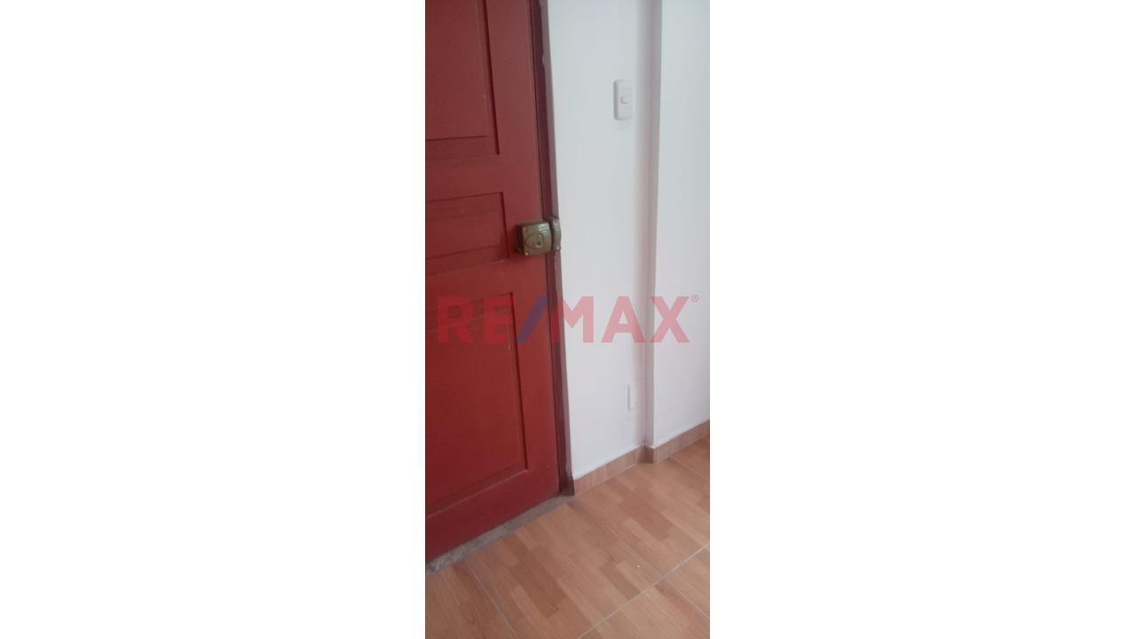 Venta Departamento - Urb. Villa Jardin - San Luis — foto 3