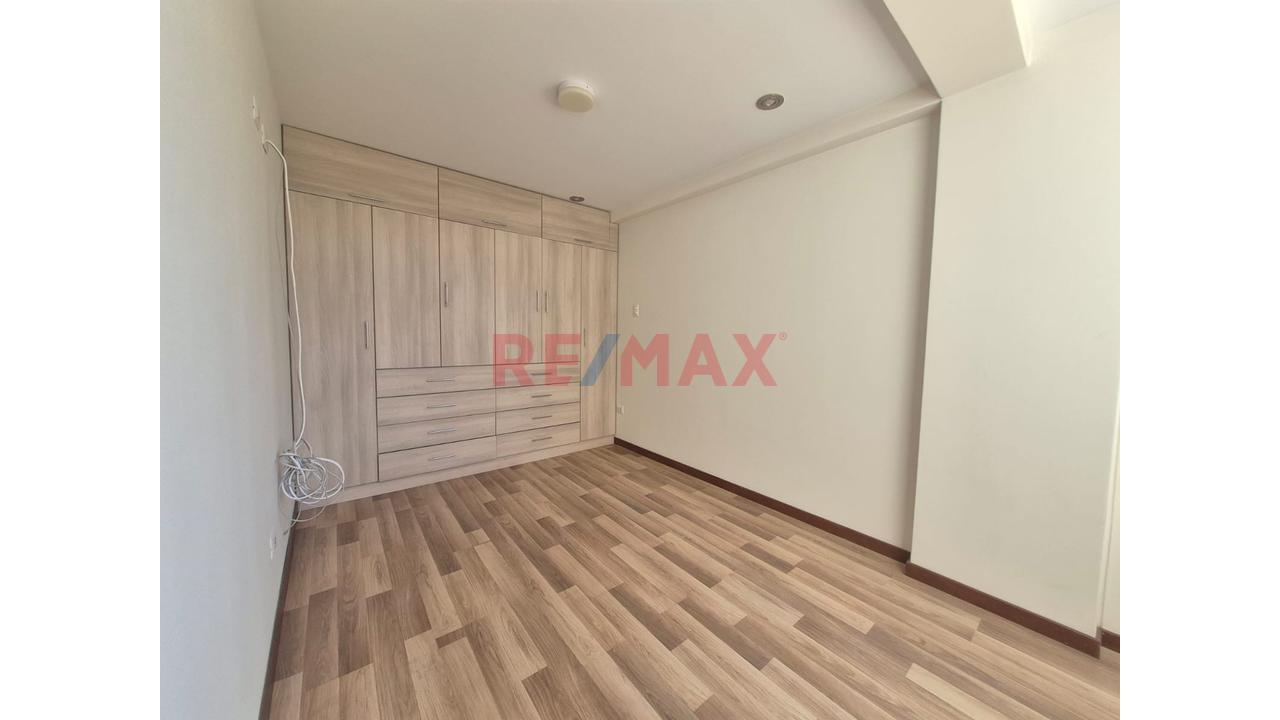 Departamento En Venta Con Ascensor Directo, Cochera Y Vista Panorámica — foto 10
