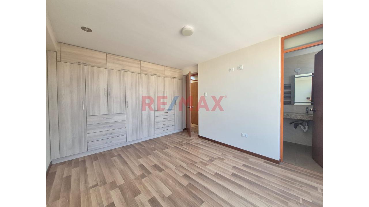Departamento En Venta Con Ascensor Directo, Cochera Y Vista Panorámica — foto 11
