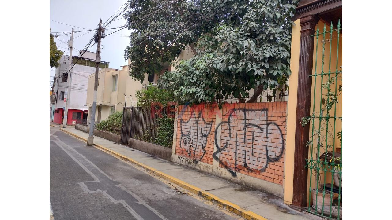 Vendo Amplia Casa A Precio De Terreno En Perfecta Zona De Chorrillos 🏡🏡 — foto 15