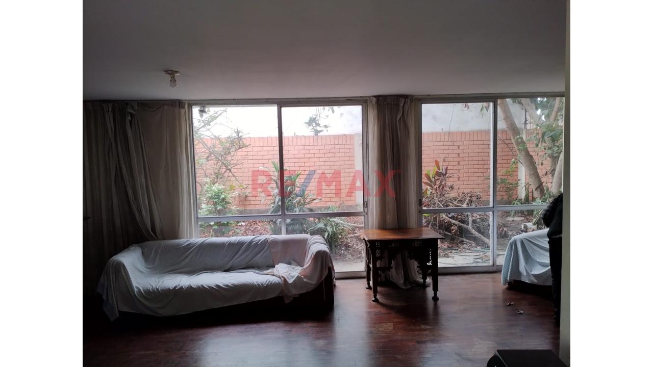 Vendo Amplia Casa A Precio De Terreno En Perfecta Zona De Chorrillos 🏡🏡 — foto 5