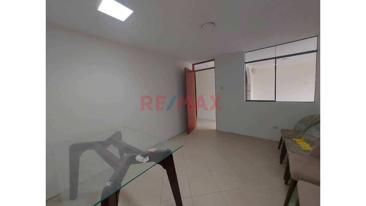 Se Alquila Amplio Departamento En Urb Benjamin Doig - Santa Anita — foto 11