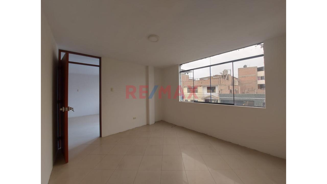 Se Alquila Amplio Departamento En Urb Benjamin Doig - Santa Anita — foto 5