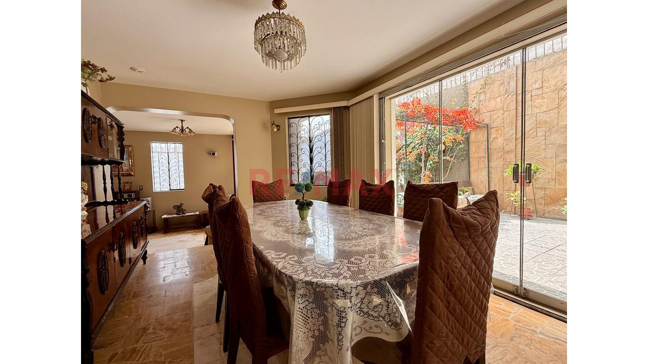 ¡En Venta! Hermosa Casa De 2 Pisos Con Doble Frente – Urb. La Capilla, La Molina - 6