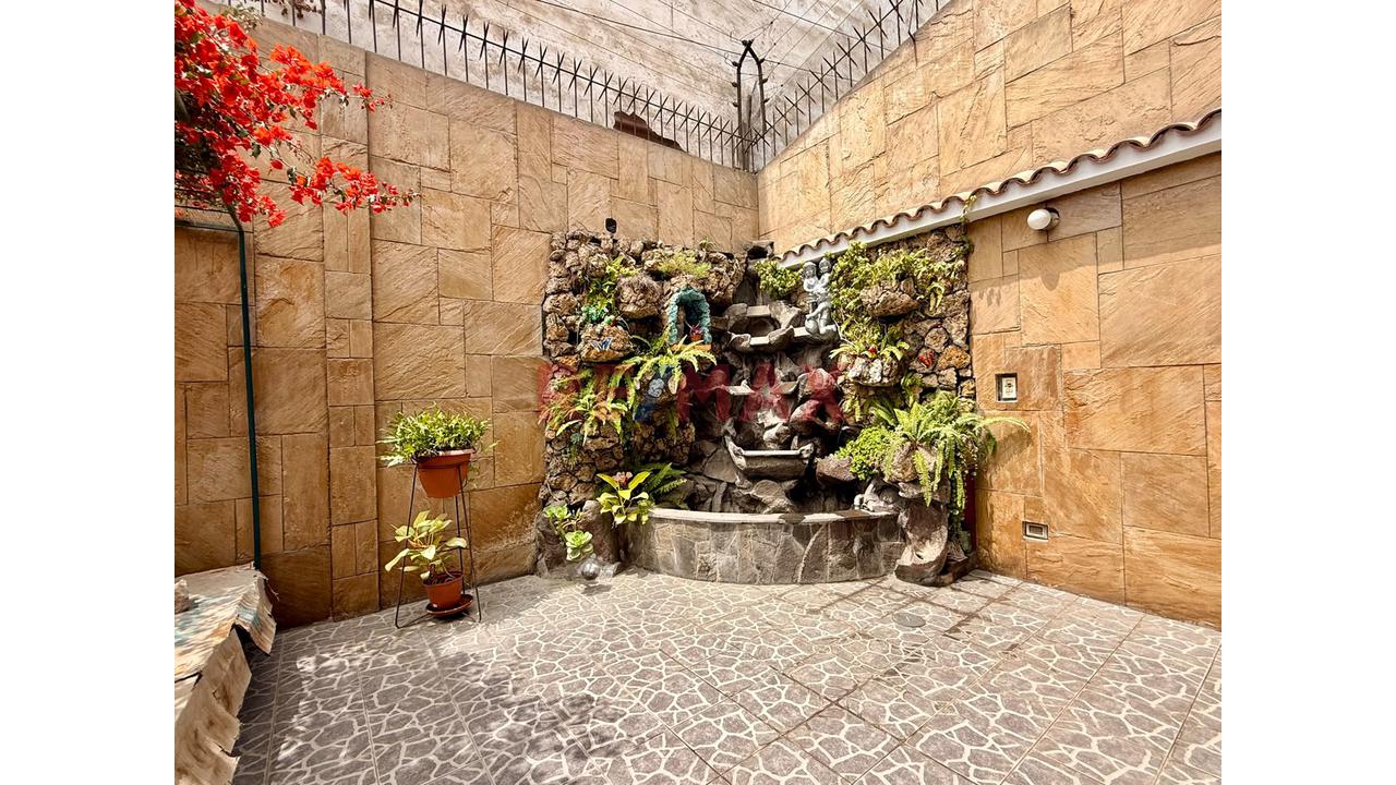 ¡En Venta! Hermosa Casa De 2 Pisos Con Doble Frente – Urb. La Capilla, La Molina - 7