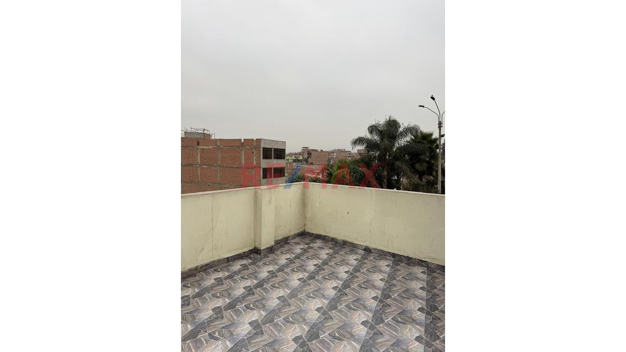 Tu Poximo Proyecto Empieza Aqui ! Azotea Frente A Parque En San Antonio De Carabayllo - 2