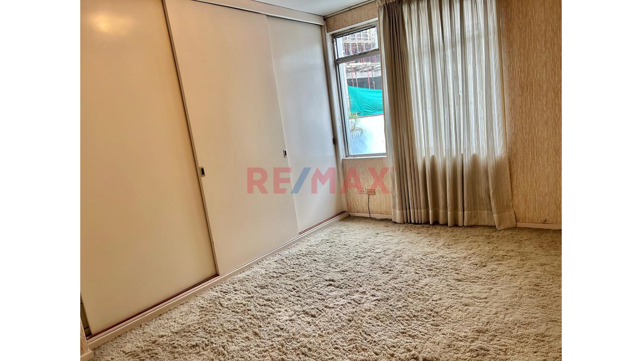 Constructor Inversionista Venta De Casa Como Terreno De 2 Pisos San Isidro - 16