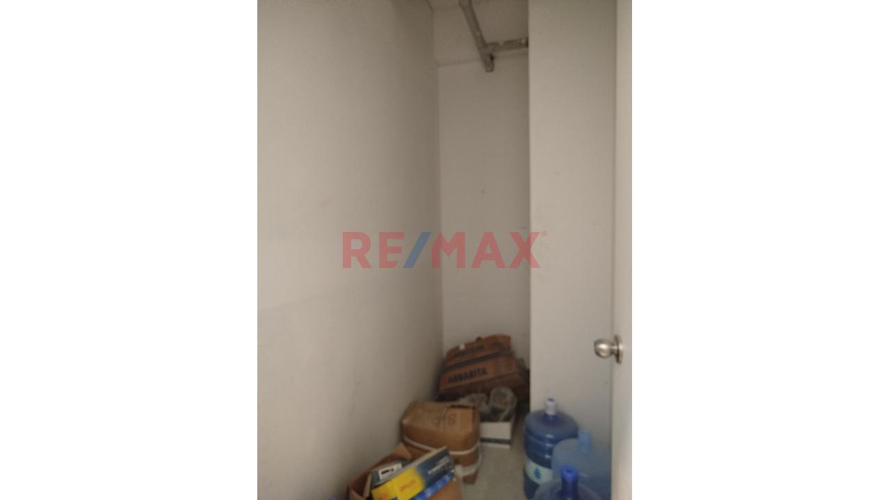 Local Comercial En Venta - 7