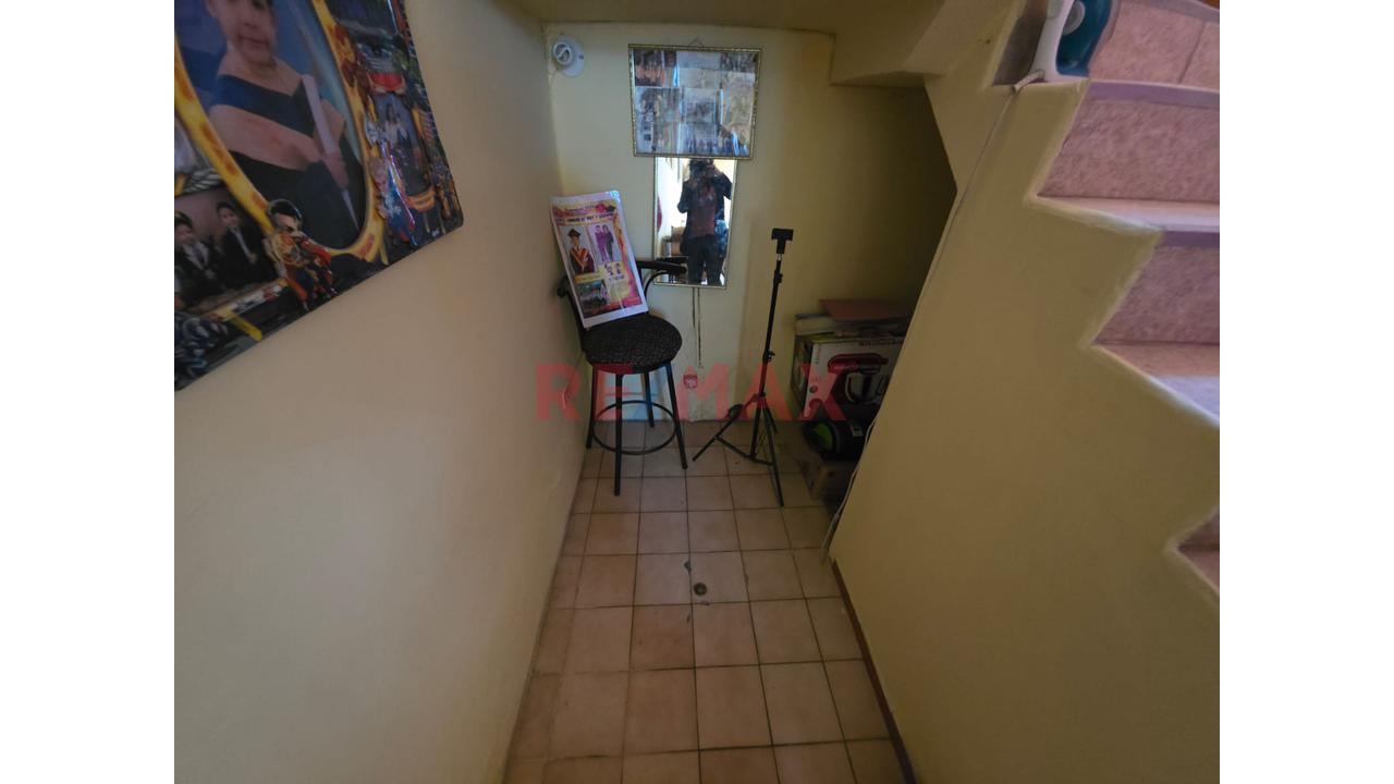 Venta Casa Comercial En Urb San Martin De Socabaya — foto 11