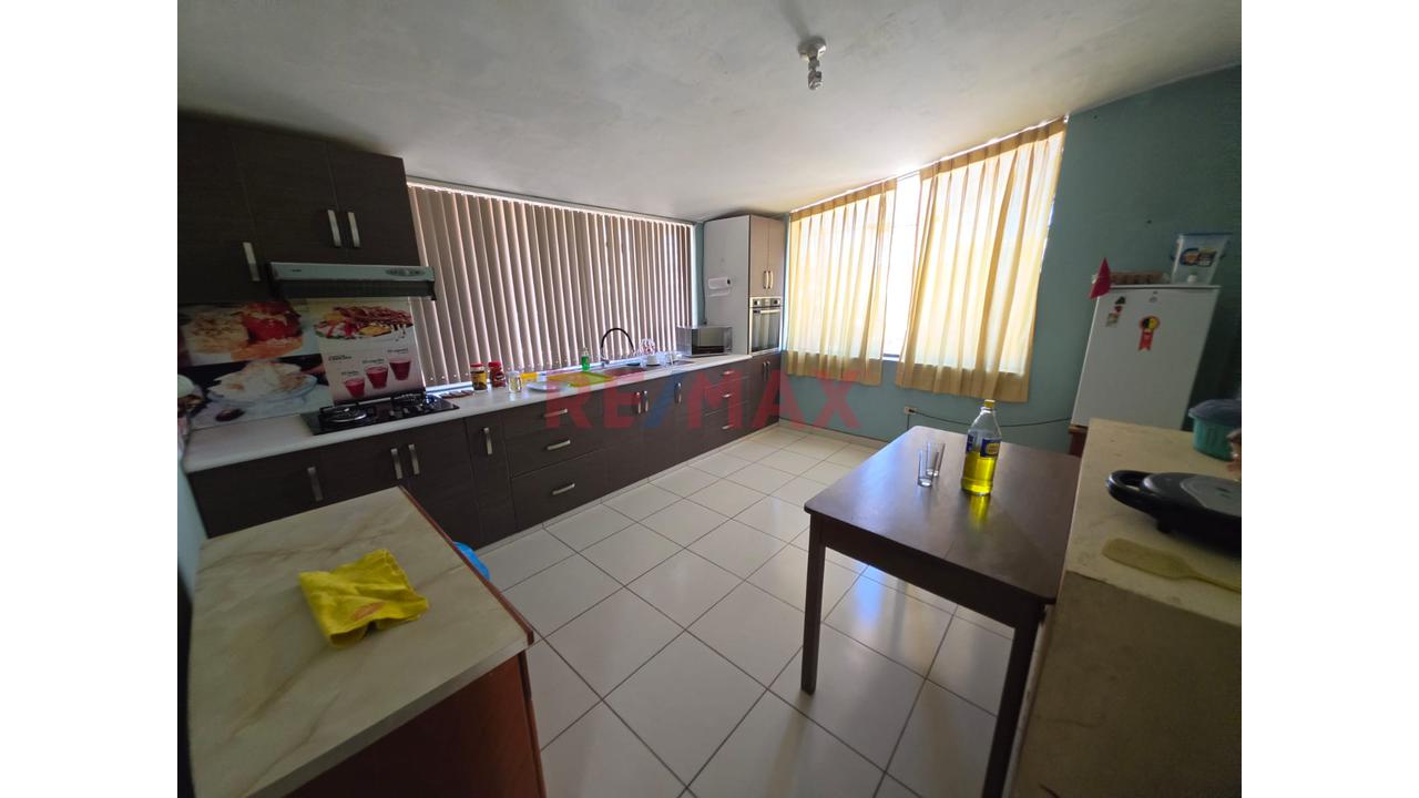 Venta Casa Comercial En Urb San Martin De Socabaya — foto 9