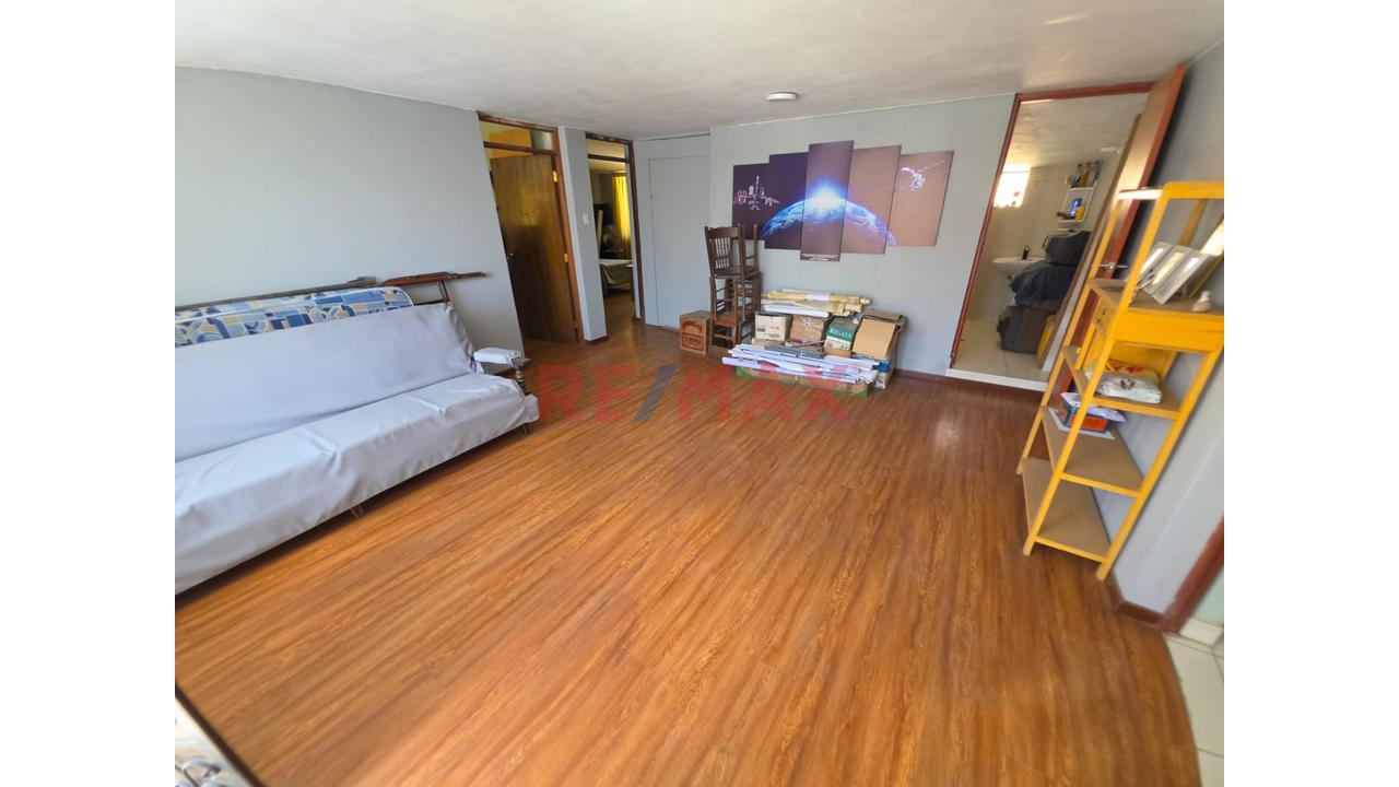 Venta Casa Comercial En Urb San Martin De Socabaya — foto 8