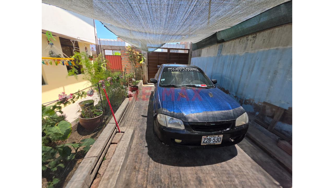 Venta Casa Comercial En Urb San Martin De Socabaya — foto 2