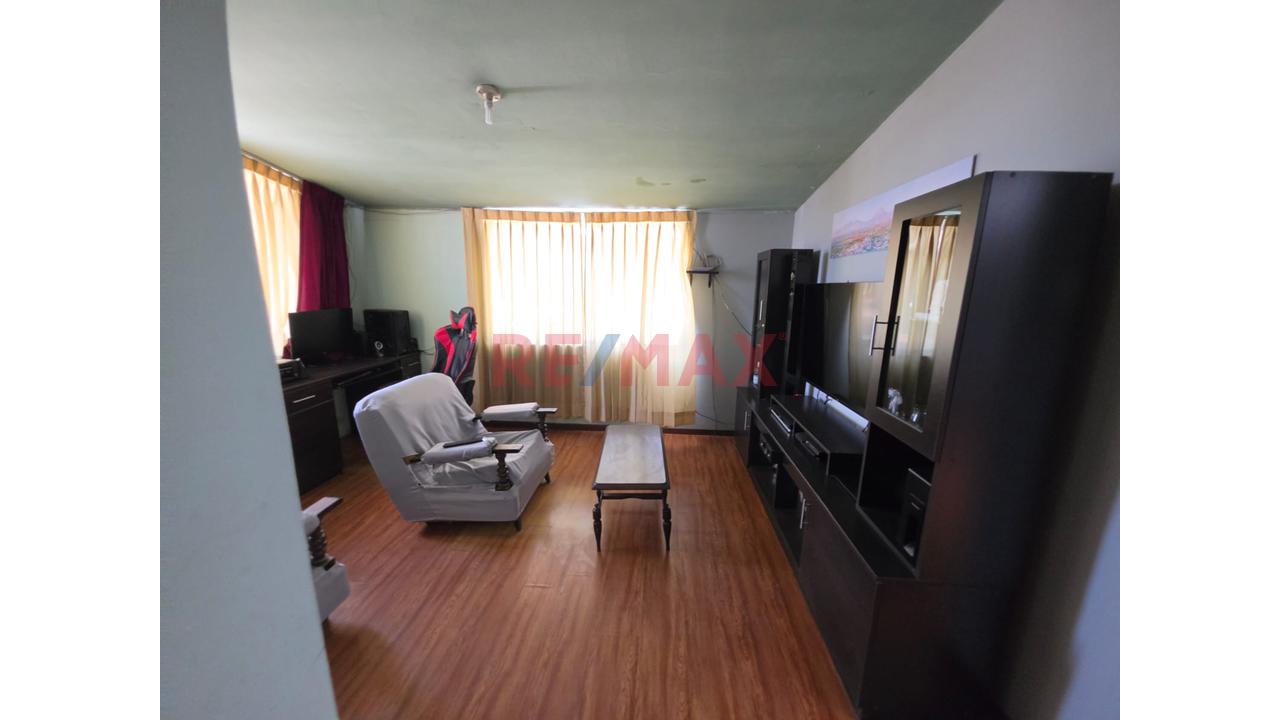 Venta Casa Comercial En Urb San Martin De Socabaya — foto 12