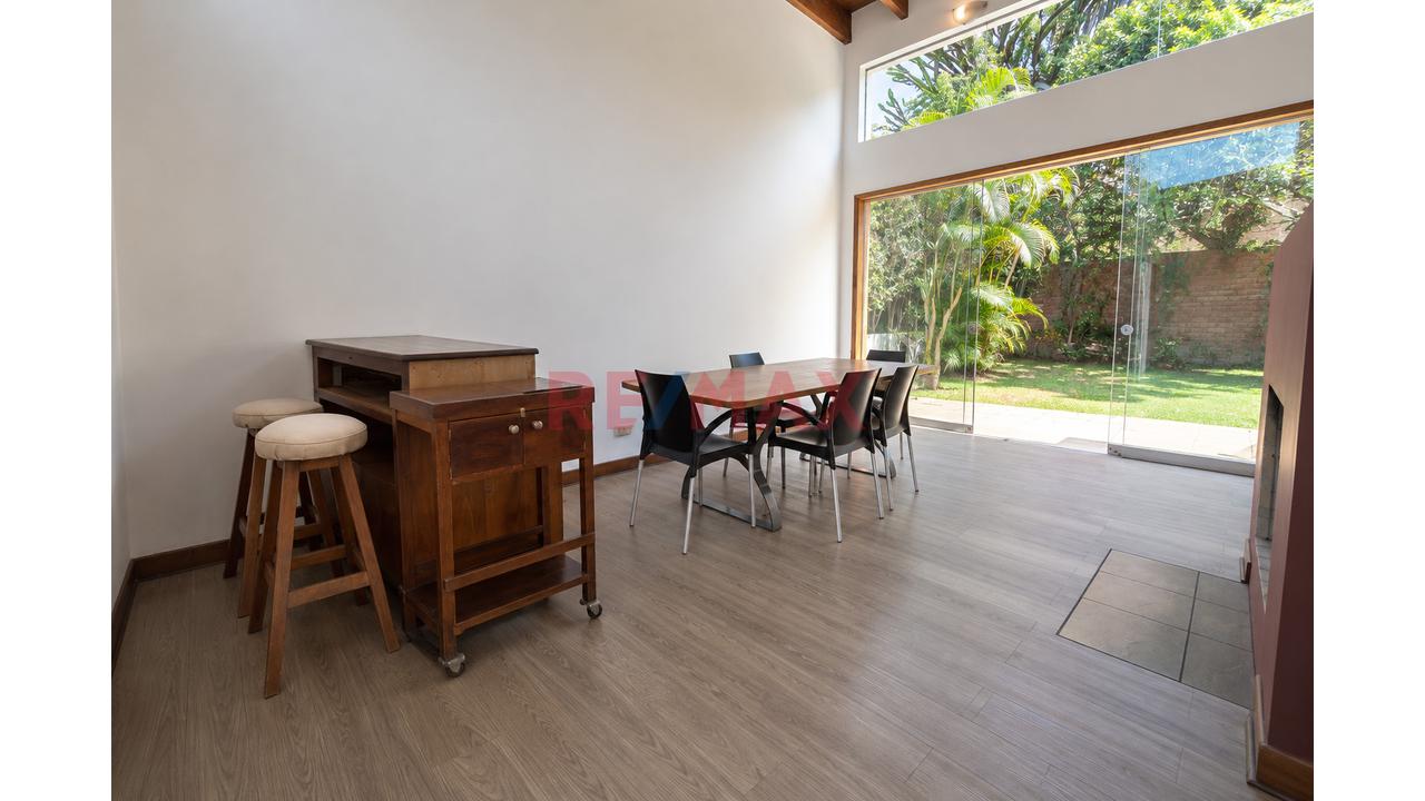 Venta De Casa Con Amplio Jardín Y Potencial De Ampliación En Condominio – La Molina — foto 7