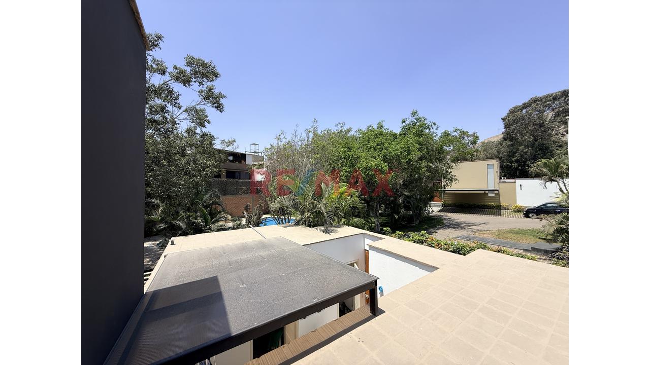Venta De Casa Con Amplio Jardín Y Potencial De Ampliación En Condominio – La Molina — foto 14
