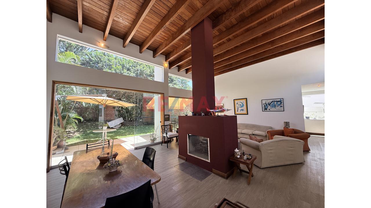 Venta De Casa Con Amplio Jardín Y Potencial De Ampliación En Condominio – La Molina — foto 4
