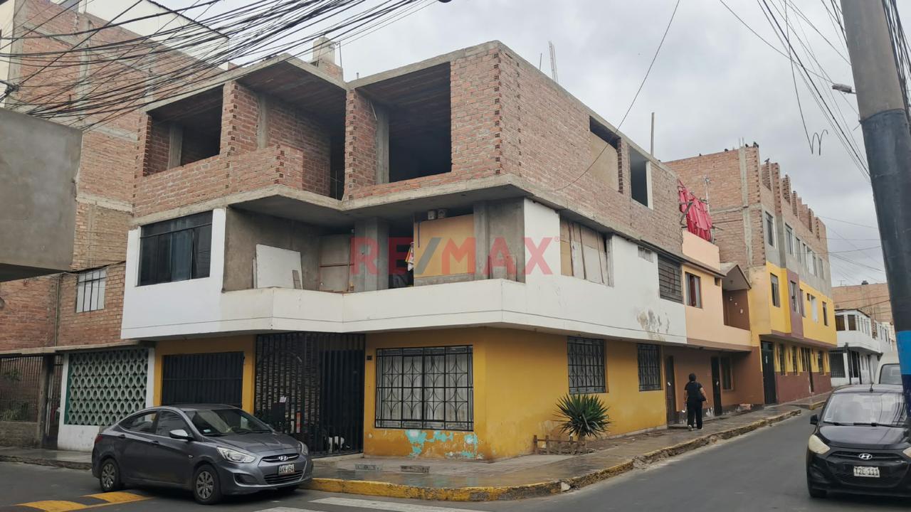 Venta De Casa Con Ocupantes Precarios En Urb. Albino Herrera En El Callao — foto 4