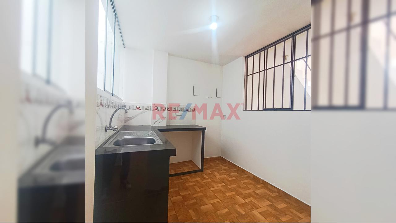 Alquiler De Departamento De 78 M² – 3 Dormitorios – Calle Malabrigo, Chorrillos (3Er Piso) - Cerca Upc Chorrillos — foto 5