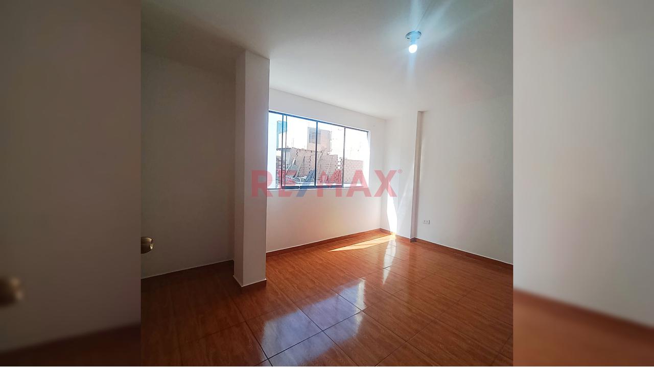 Alquiler De Departamento De 78 M² – 3 Dormitorios – Calle Malabrigo, Chorrillos (3Er Piso) - Cerca Upc Chorrillos — foto 12