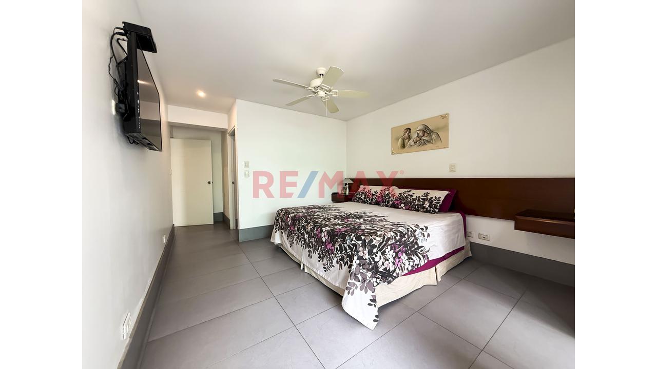 Vendo Departamento De 199 M² Frente A Parque En Chacarilla — foto 3