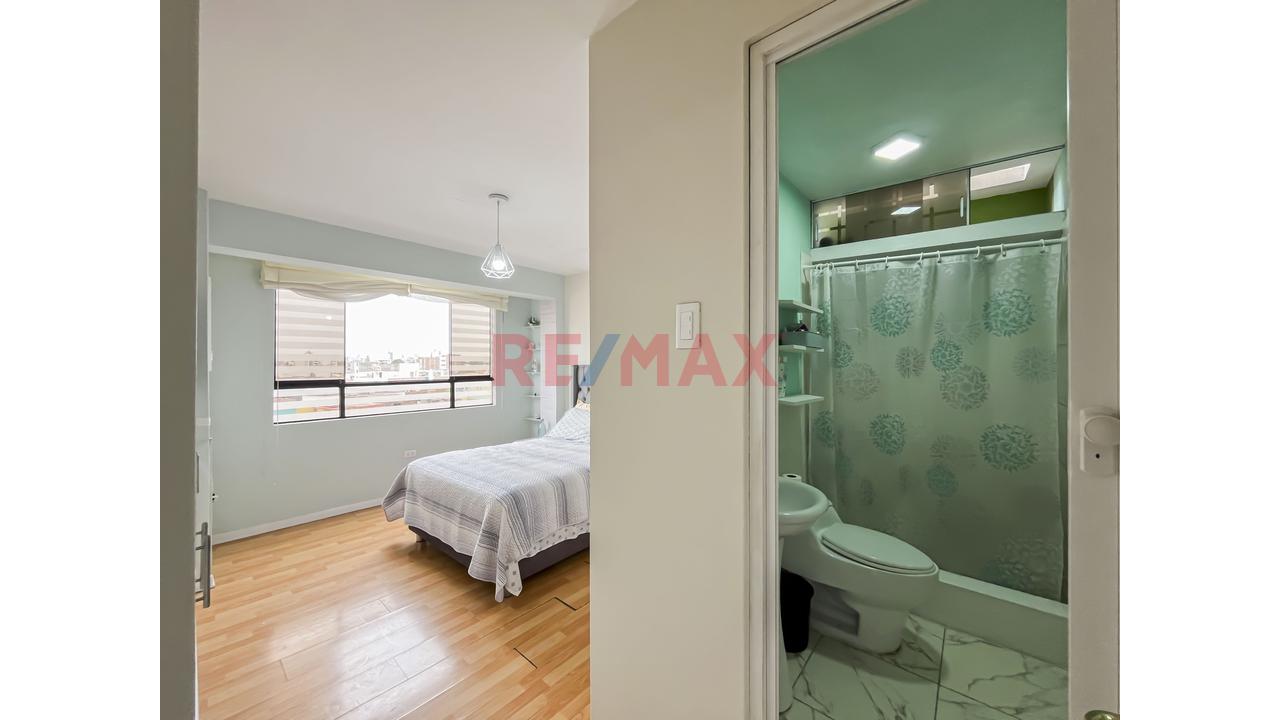 Venta De Amplio Dpto. Triplex En San José, Bellavista – 4 Hab + Cochera Y Terraza (Cerca A Universidades Y Mallplaza) — foto 12